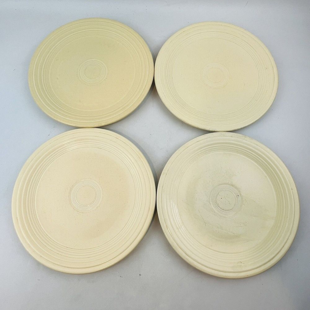 Vtg Fiesta Original Ivory 9.5" Luncheon Plate Lot of 4 Homer Laughlin Fiestaware